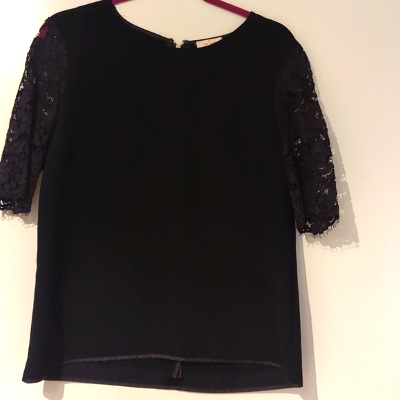 Lace sleeved top - Picture 1 of 4